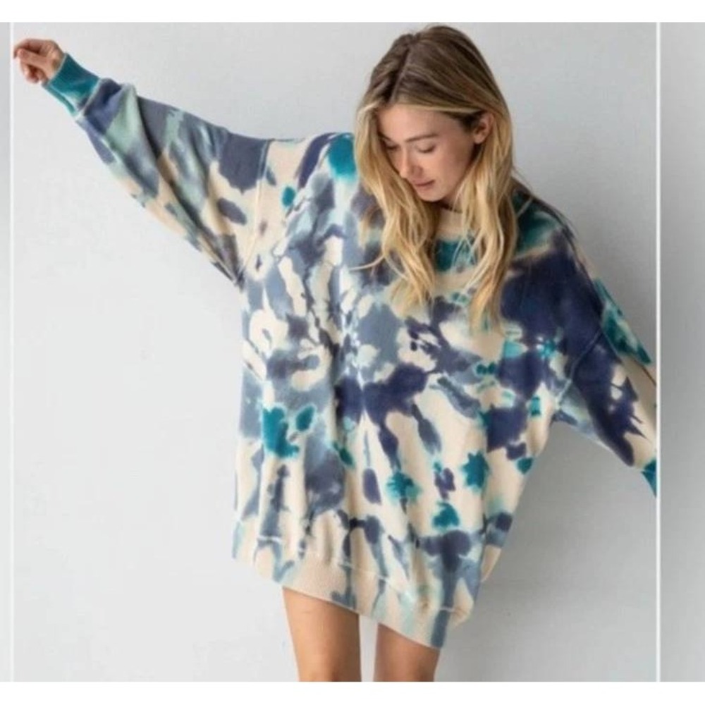 NATURAL LIFE Cream, Blue & Teal Tie-Dye Crew Neck Sweater